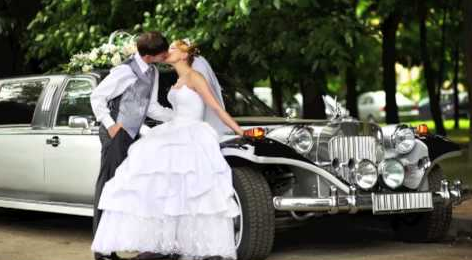 Tampa Bay's First Class Luxury Wedding Transportation